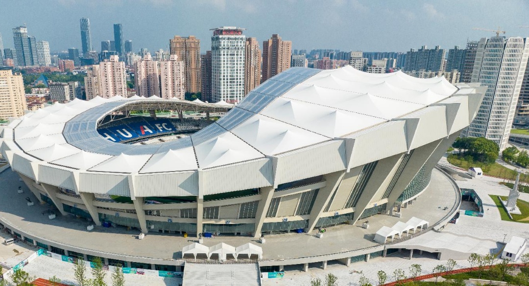 华为X久事体育中心公司：打造世界一流智慧场馆，上海体育场实现智能化转身-2